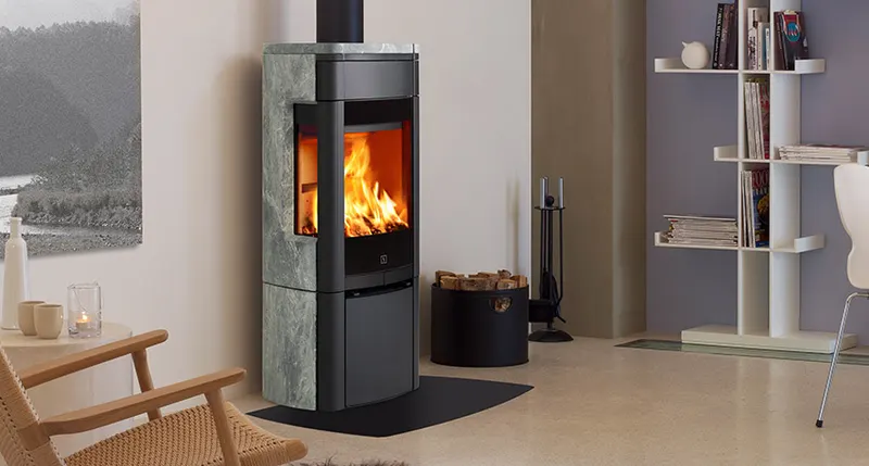 65-4, en flott peisovn med kleberstein fra Scan