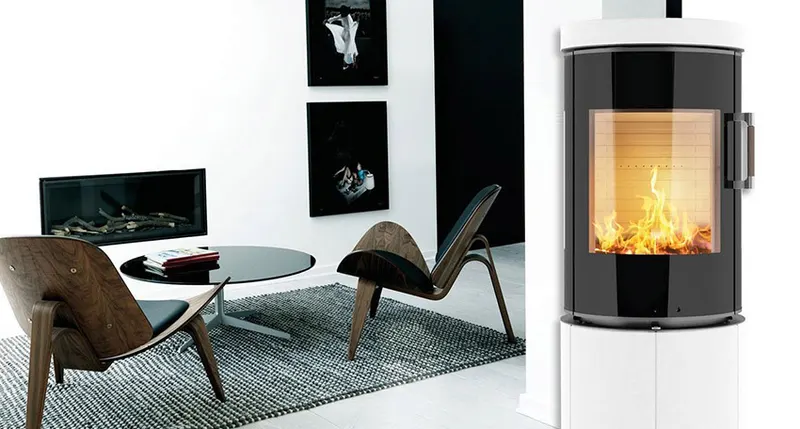 Juno med keramisk varmelagring, en flott peis fra Rais